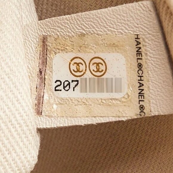 Chanel Red Quilted Leather Small Boy Chained Tote Bag - Picture 11 of 12